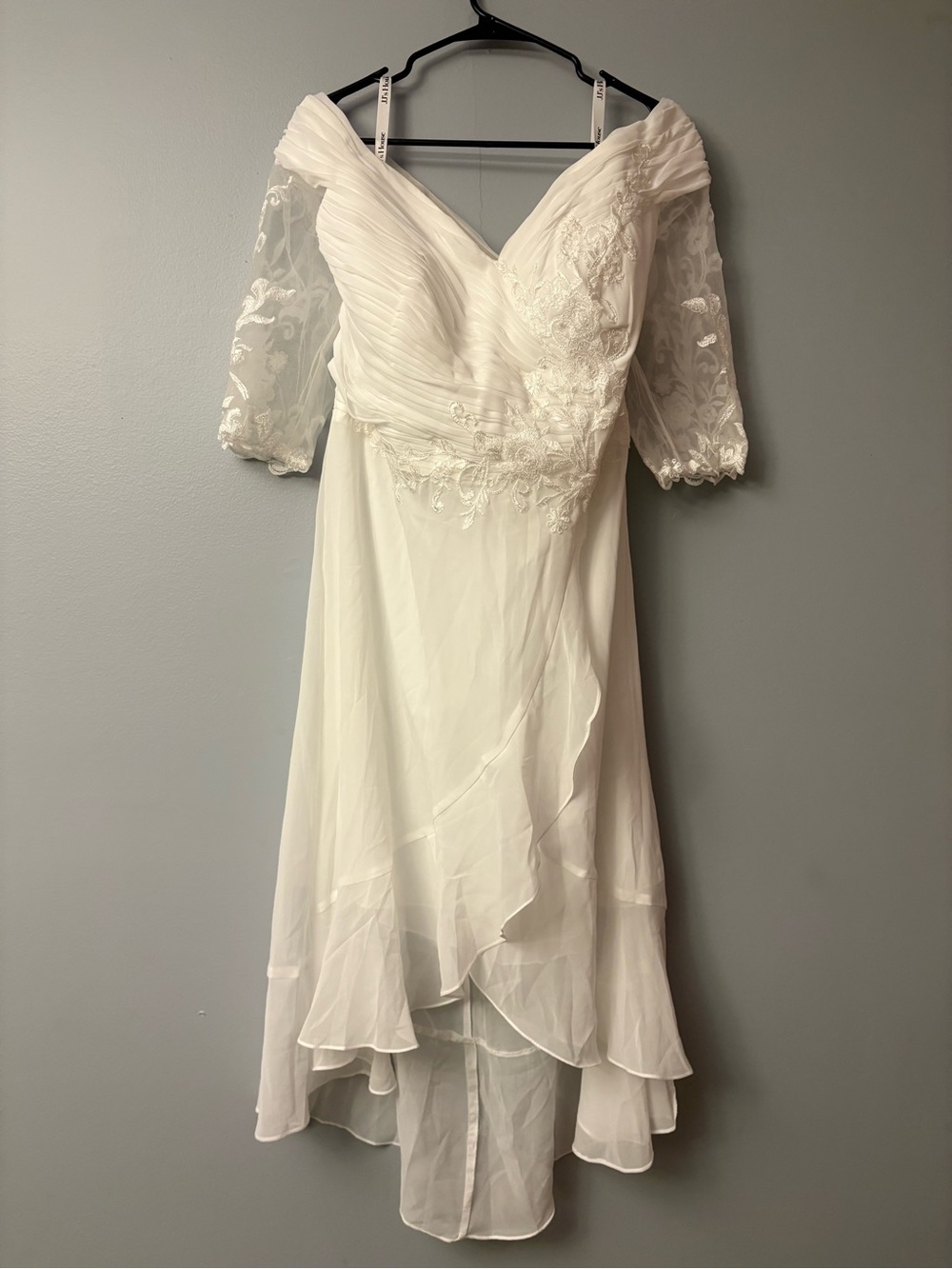 White Lace-Detail V-Neck Wedding Dress